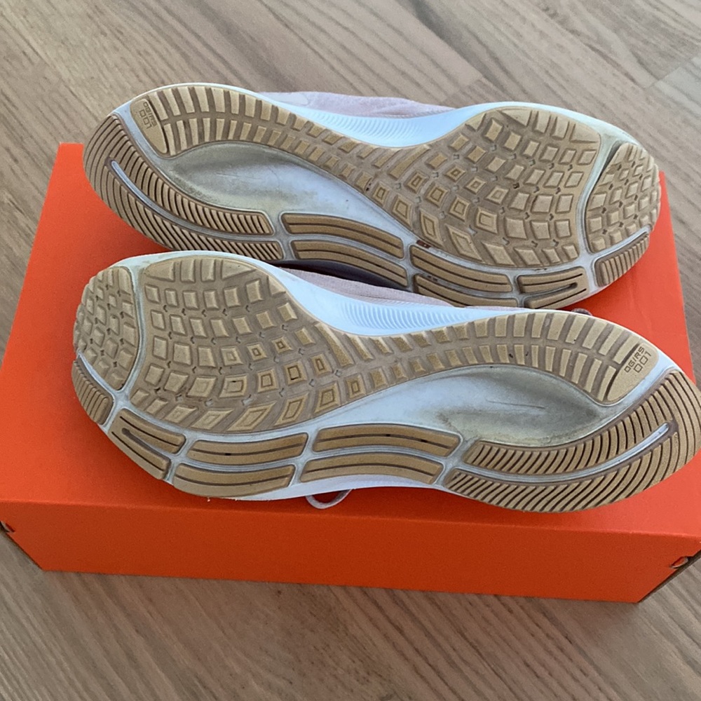 Nike Air Zoom Pegasus - Women’s Size 8 - Picture 5 of 7